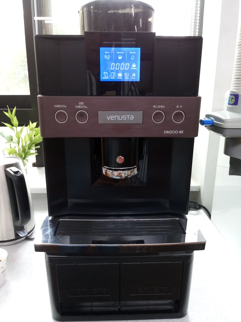 235149625_8W43wMOX_5f2ca95f8dd60f3803525186d6d91b0aa2646716.jpg 이미지크게보기