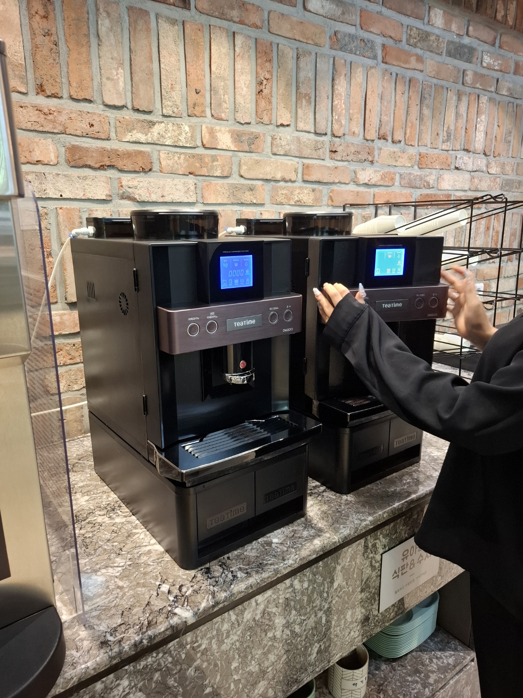 235149625_FcMv4Vtz_3f13228390c9cc22882f25d042e8e39e7084b9b4.jpg 이미지크게보기